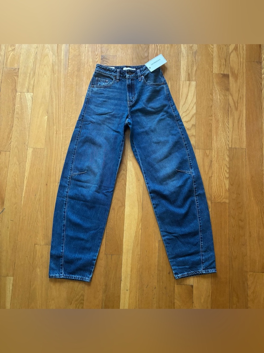 Levi’s Baggy Dad Barrell Jeans